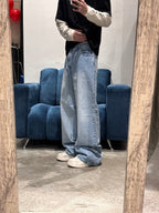 Pantalón De Corte Recto Celeste