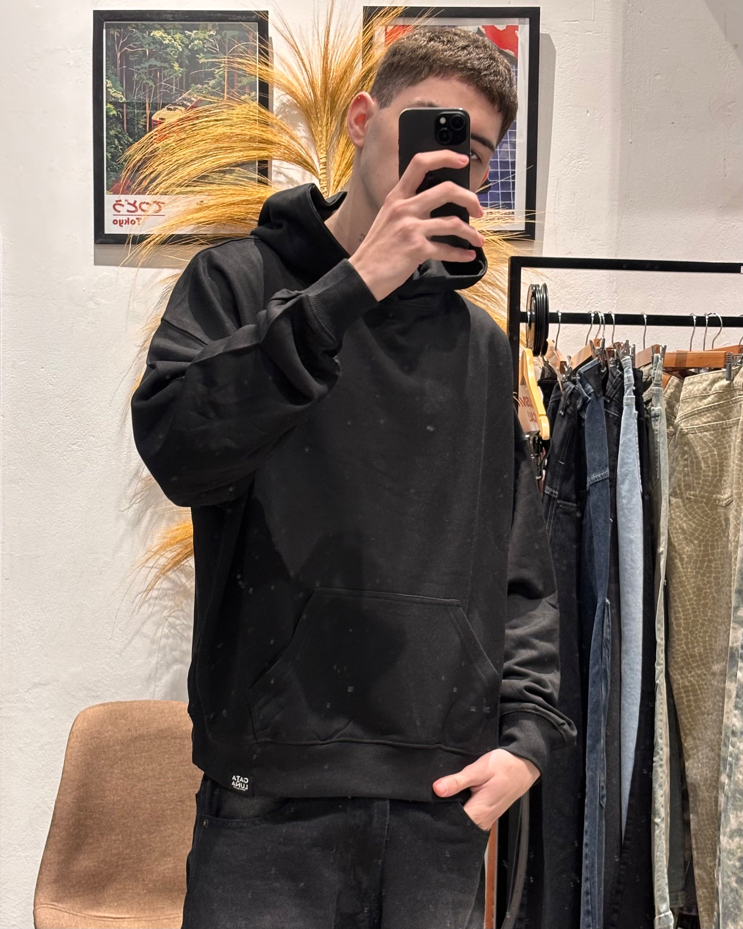 Hoodie Rústico Essentials Negro