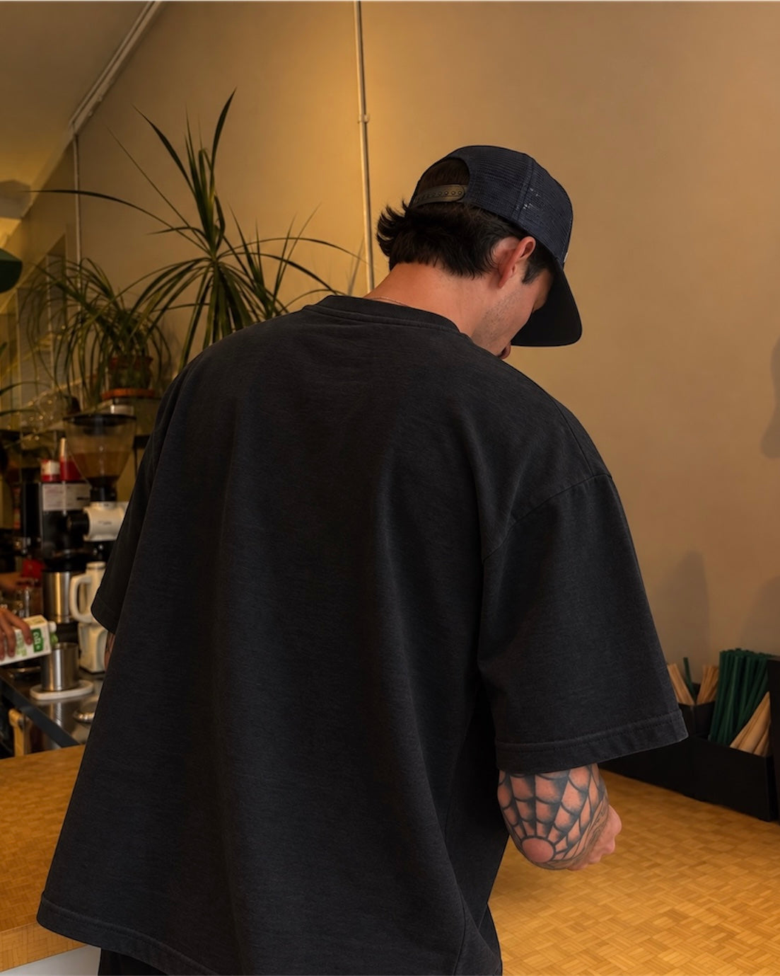 Remera Básica Boxy Negra