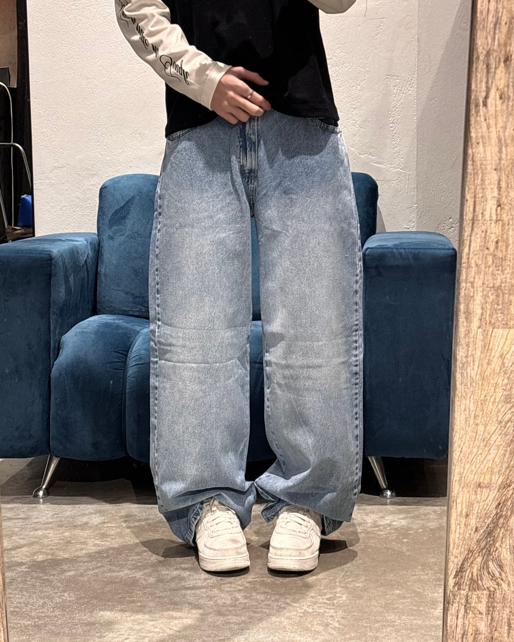 Pantalón De Corte Recto Celeste