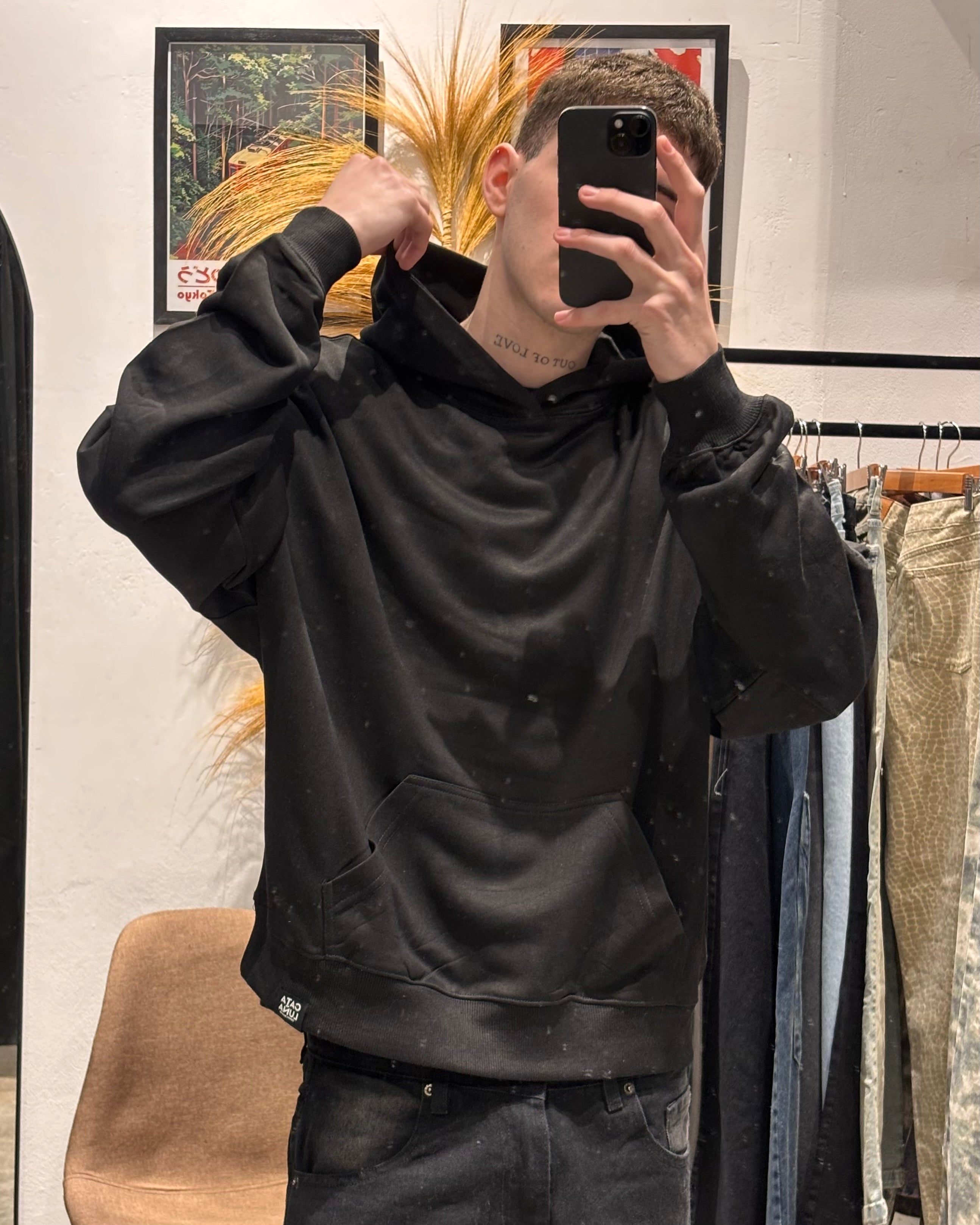 Hoodie Rústico Essentials Negro