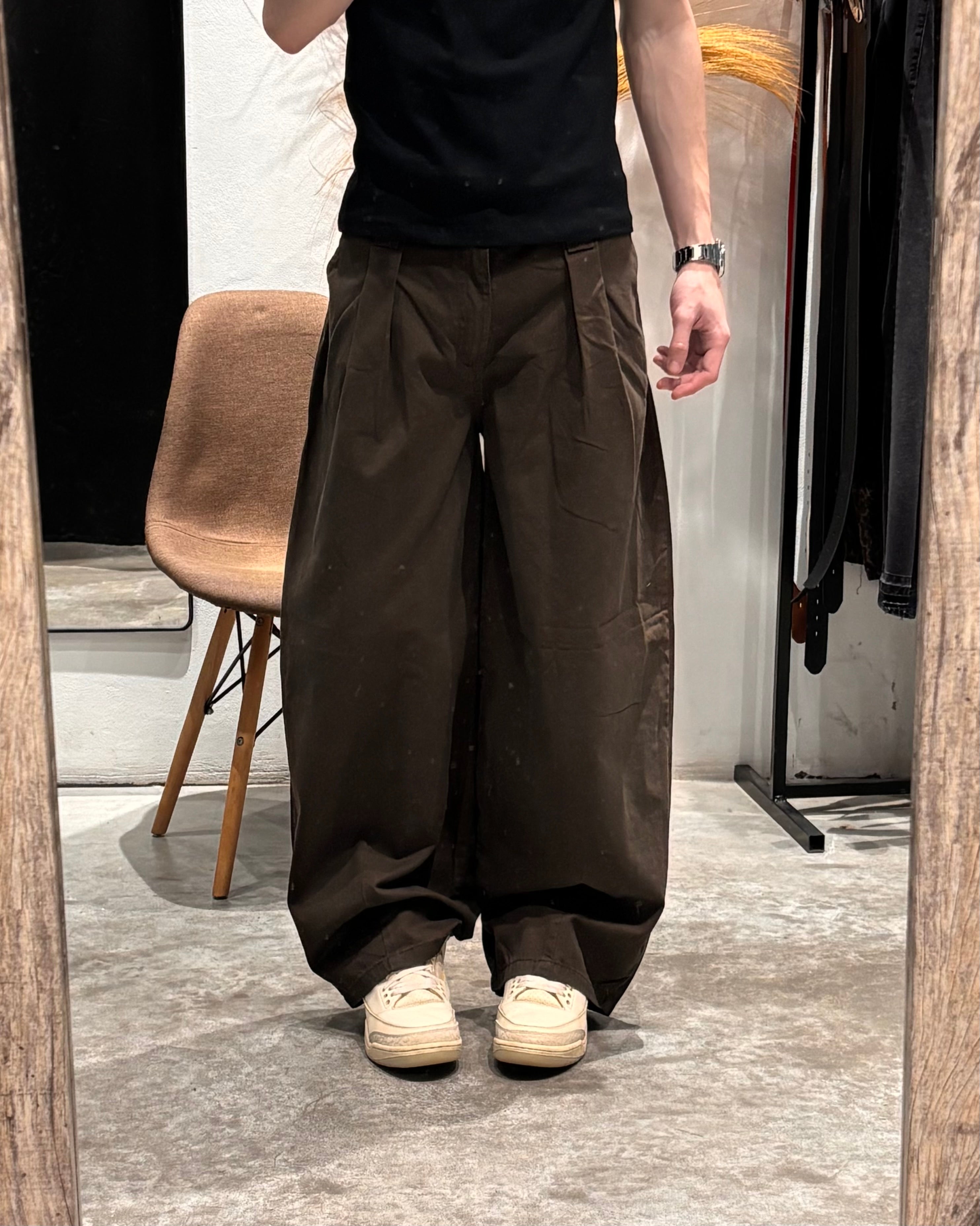 Pantalón Sastrero Rigido Marrón