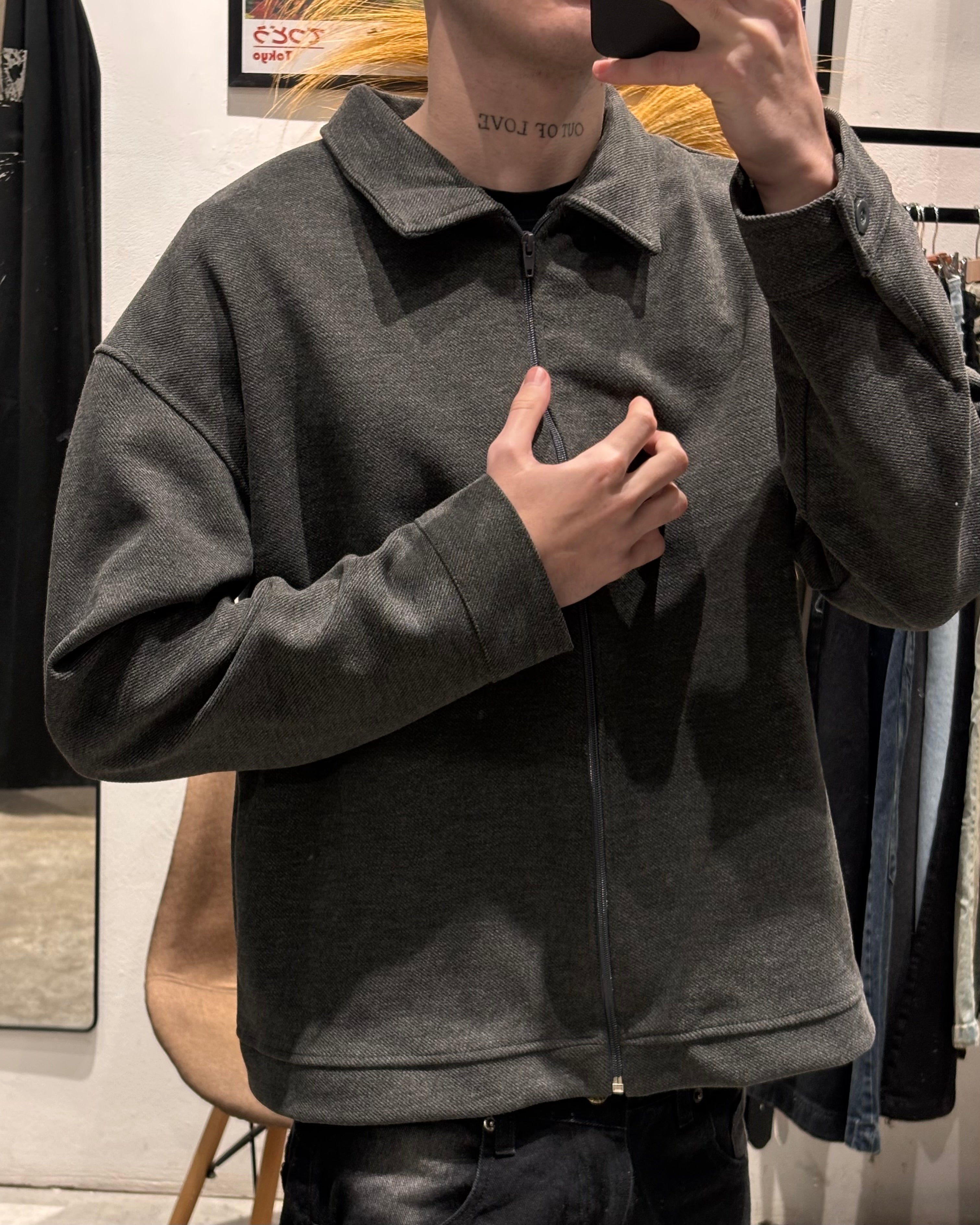 Campera Minimalista Valentino Gris