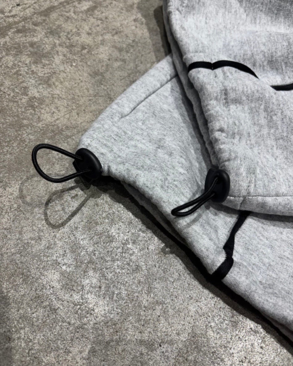 Joggin Baggy Linea Gris