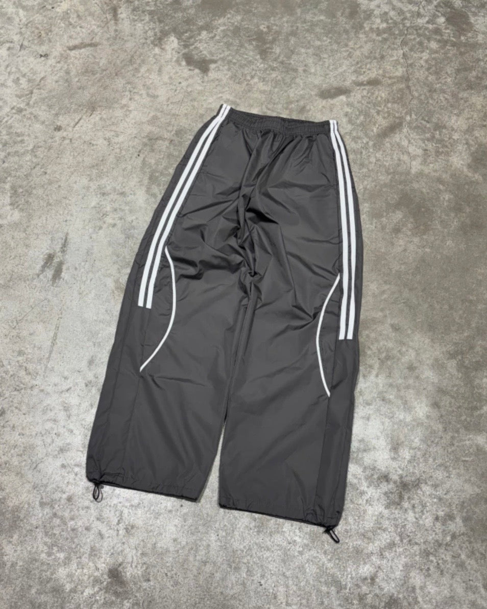 TrackPant Rompevientos Gris