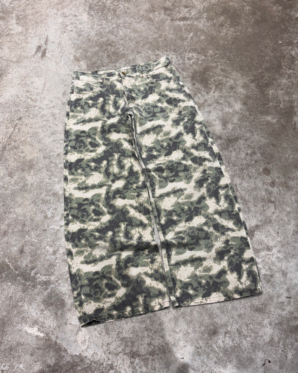 Pantalón Baggy Camuflado Claro