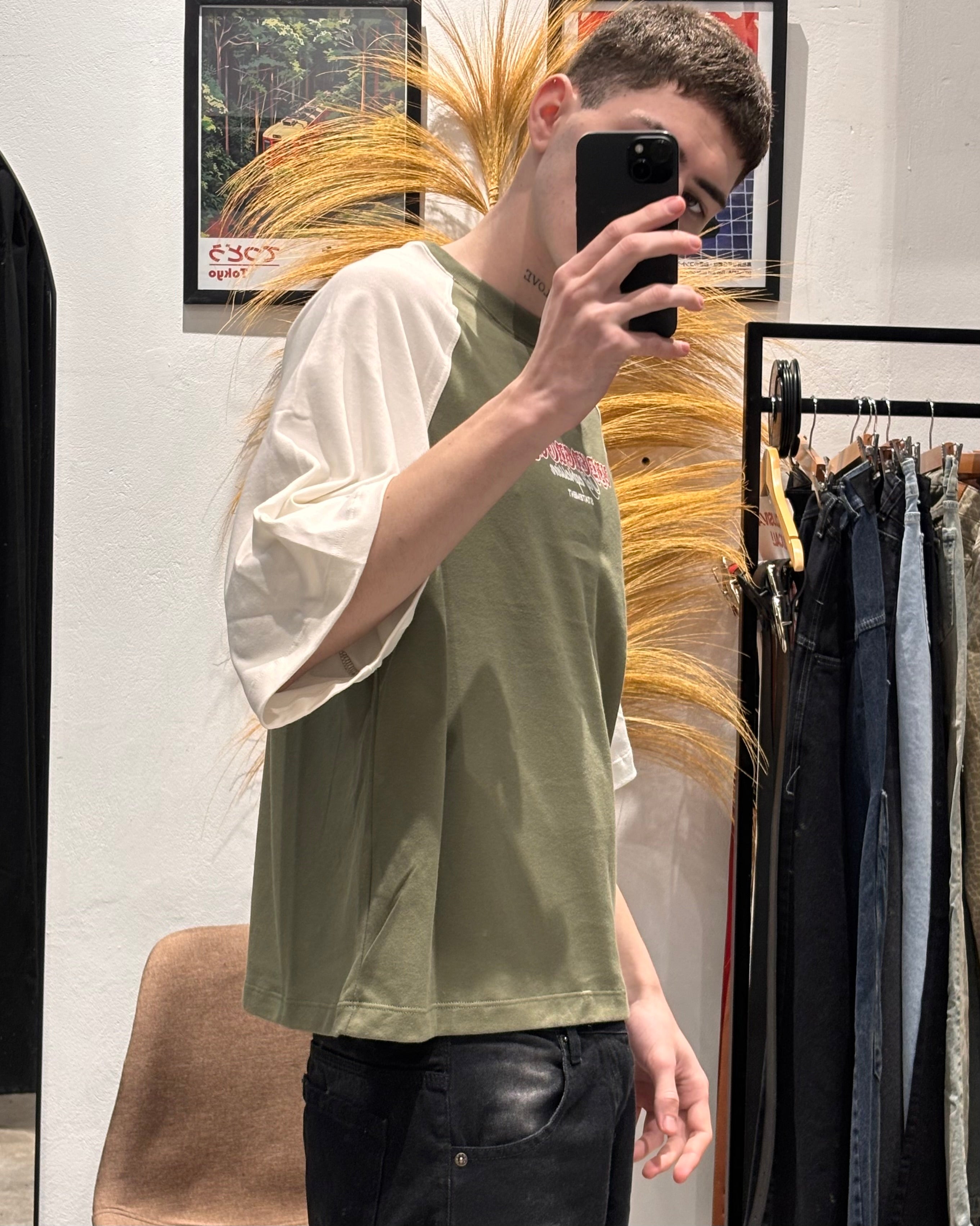 Remera Boxy Riot Verde Oliva
