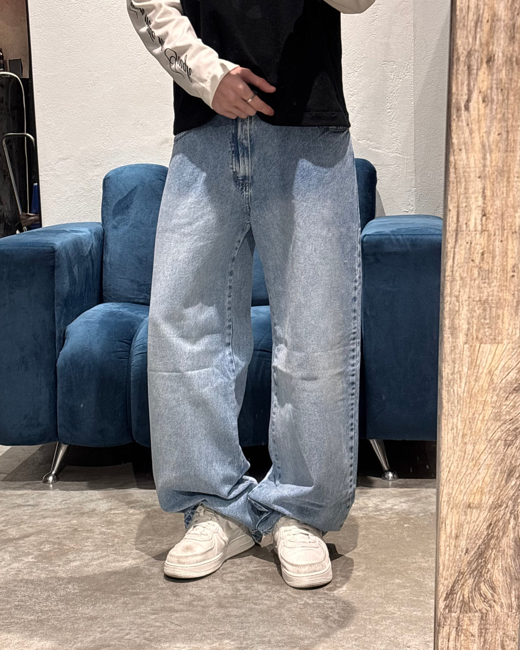 Pantalón De Corte Recto Celeste