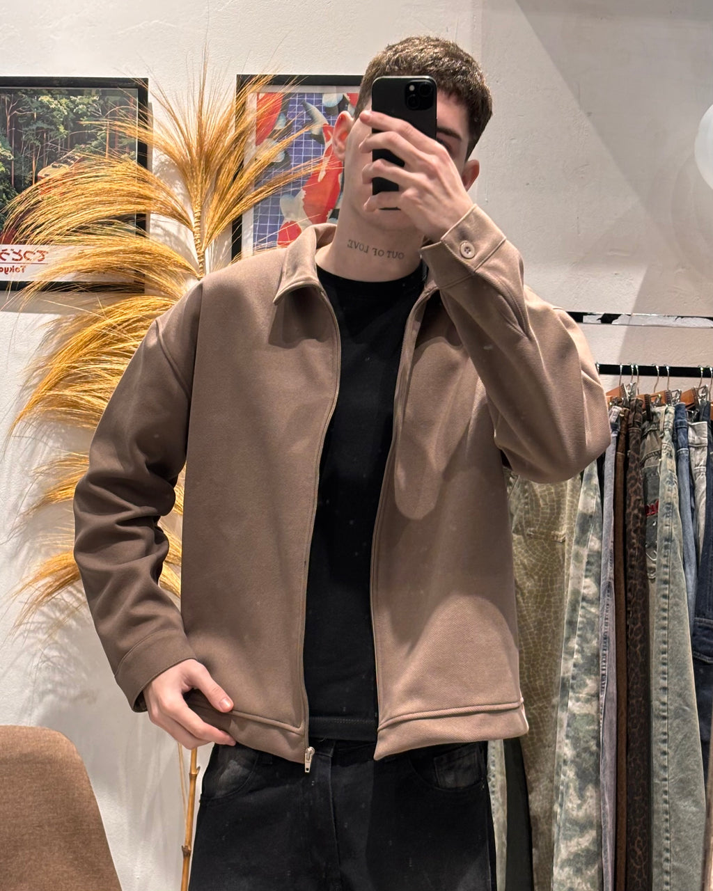 Campera Minimalista Valentino Marrón