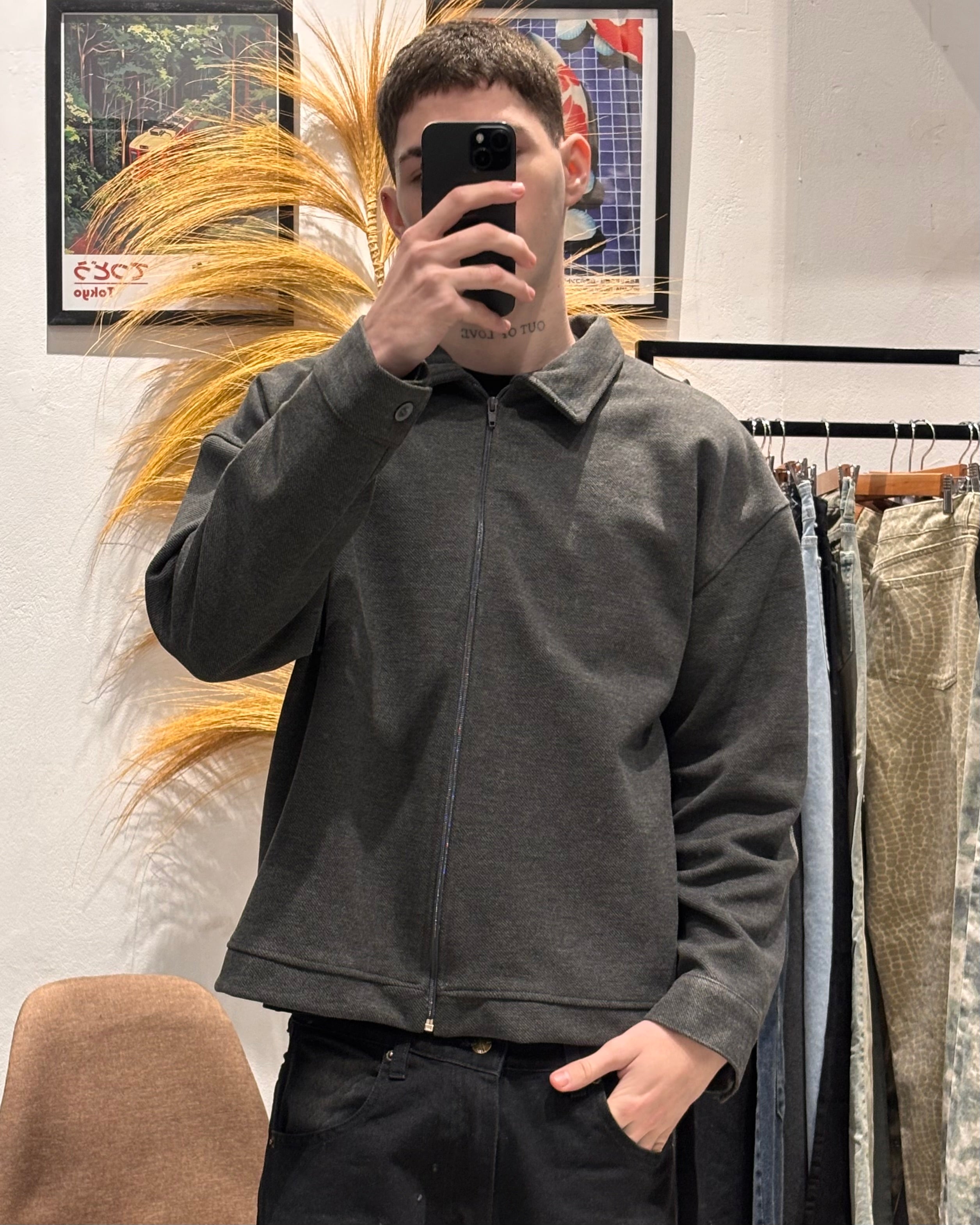 Campera Minimalista Valentino Gris