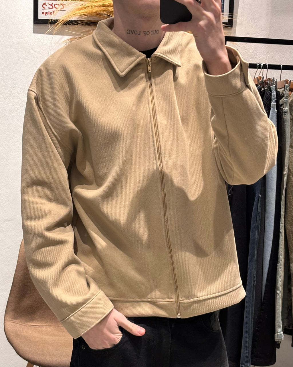Campera Minimalista Valentino Beige