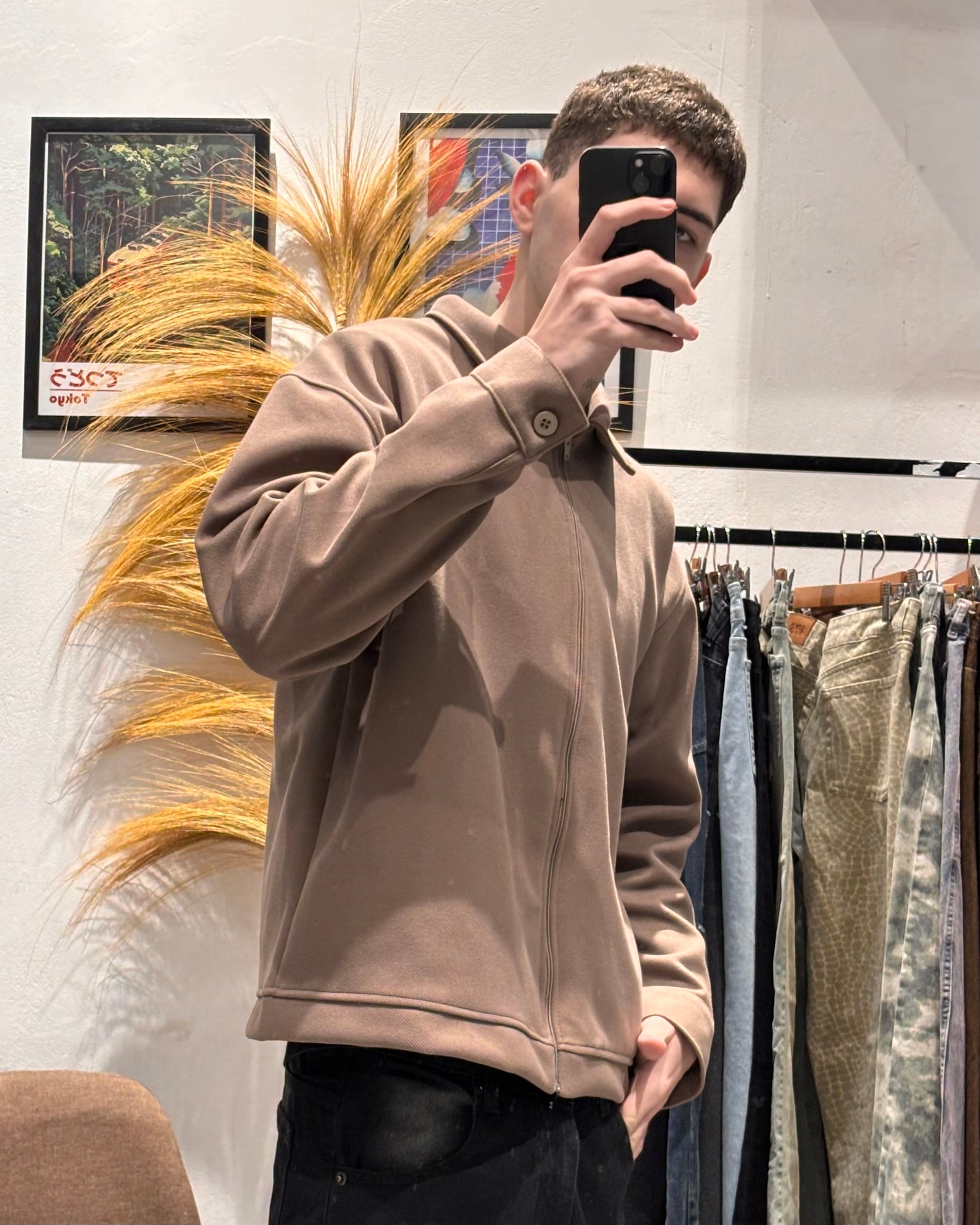 Campera Minimalista Valentino Marrón