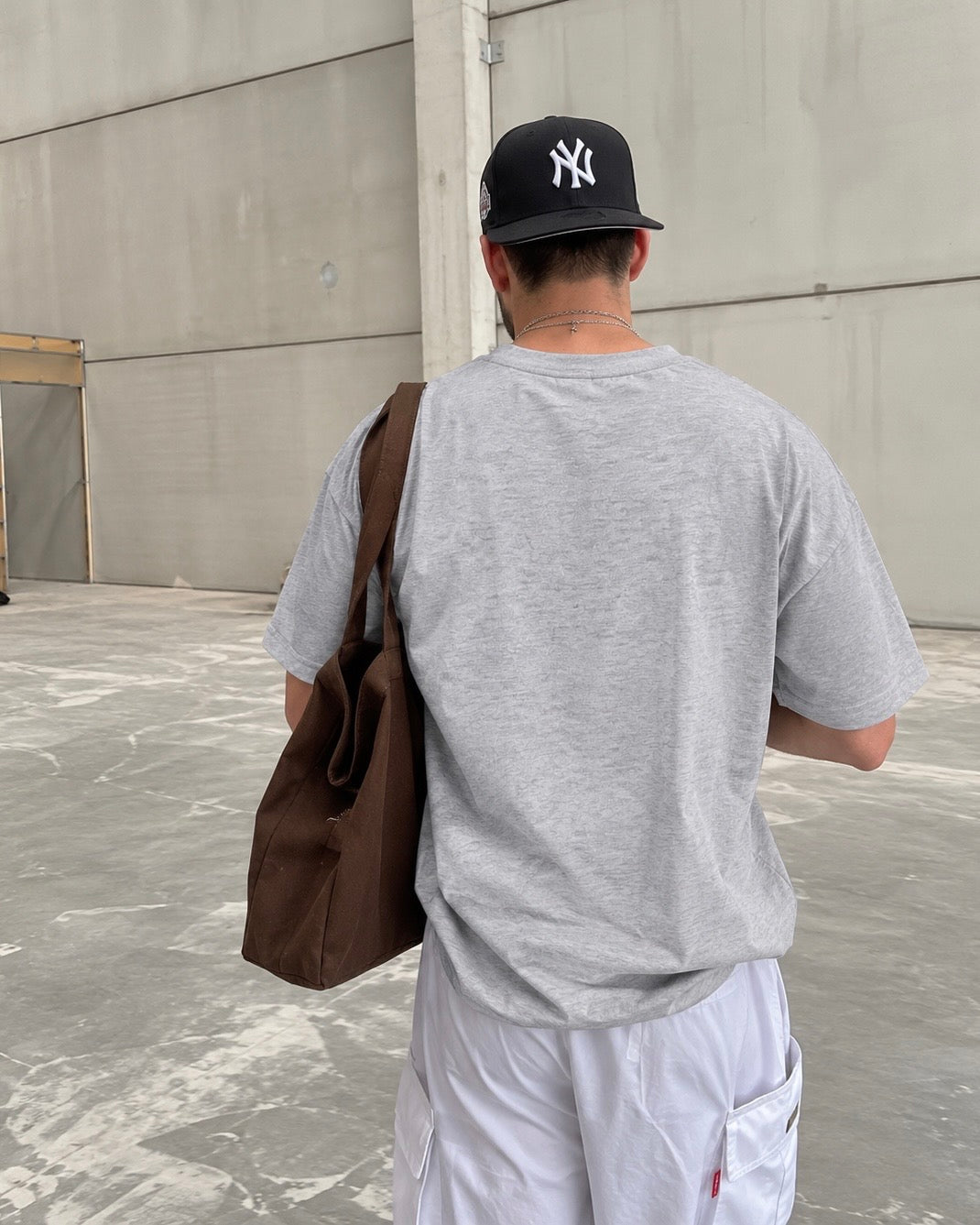 Remera Oversize Básica Gris
