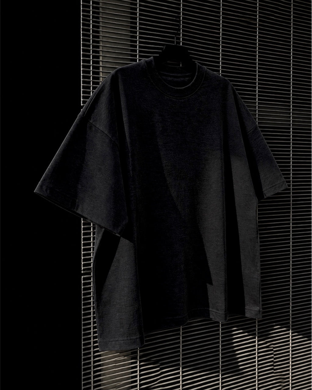 Remera Básica Boxy Negra