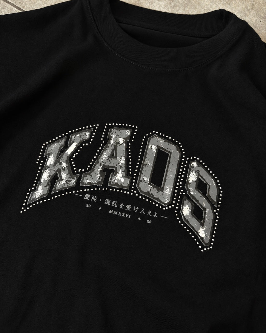Camiseta Doble Kaos