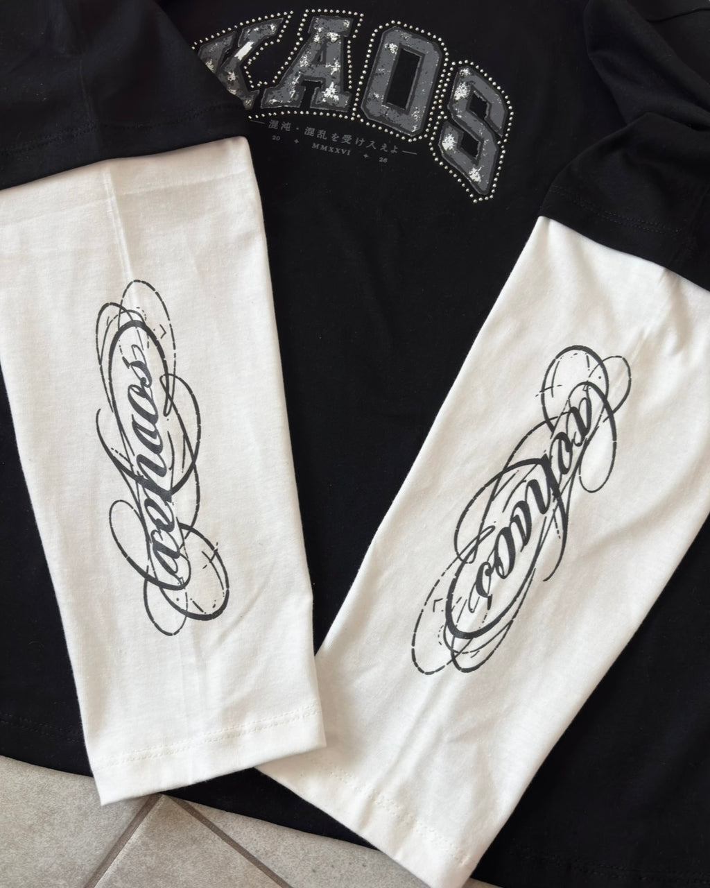 Camiseta Doble Kaos